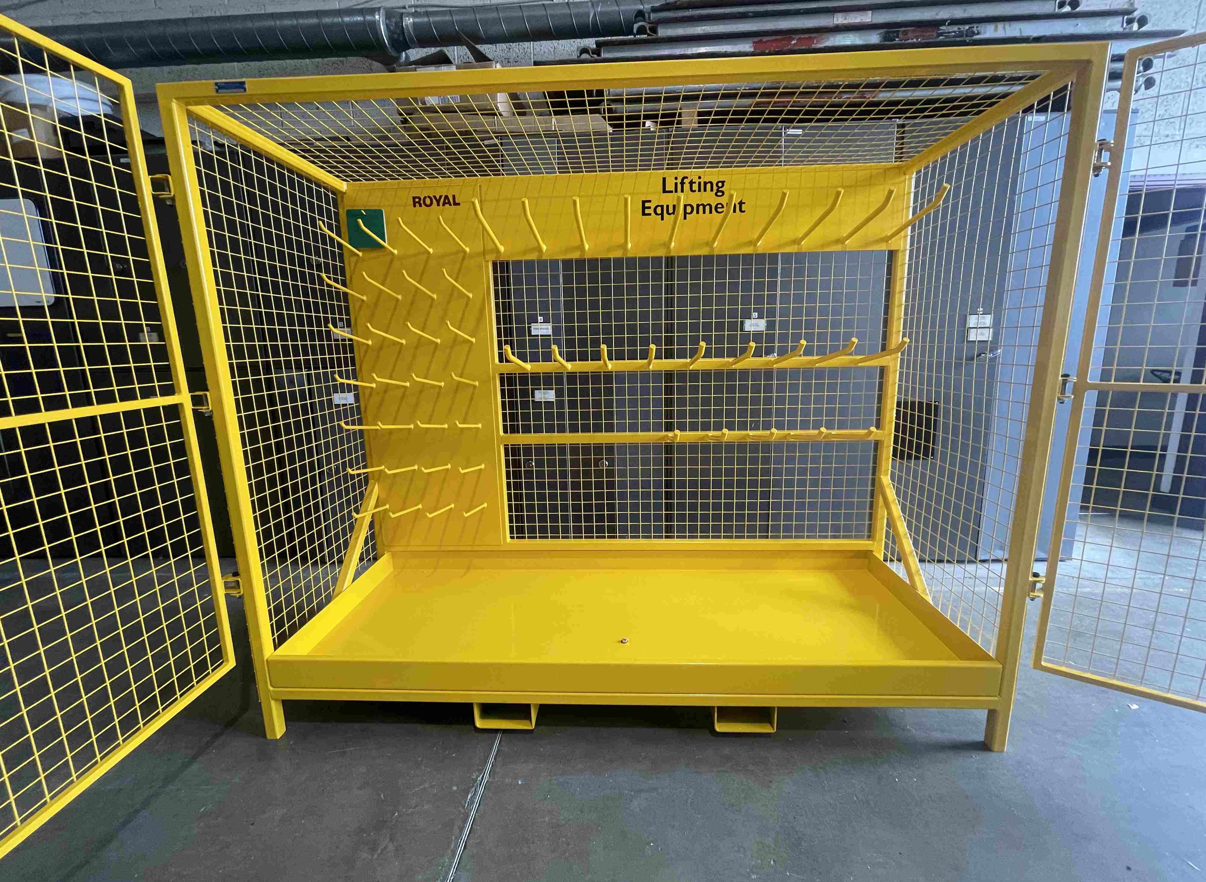 21.006.008E~Large Enclosed Lockable Lifting Rack Open 21.006.008E~Large Enclosed Lockable Lifting Rack Open.jpg